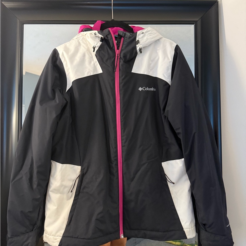 Columbia Women's Black, White, and Pink Jacket
